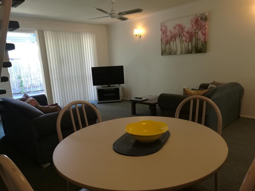 Coast Apartments Formally Bayshores Holiday Apartments Nikenbah Bagian luar foto